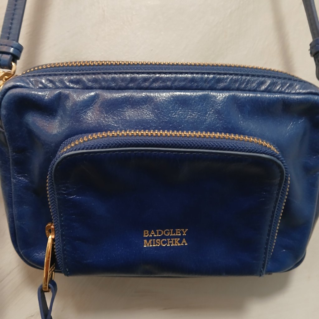 Badgley Mischka Classic Crossbody